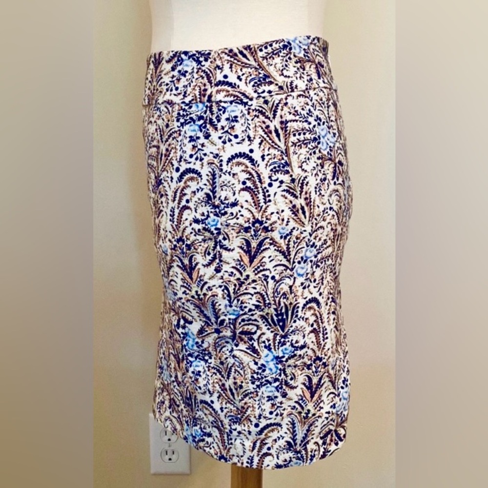 Ann Taylor Petite Blue Cream Floral Leaf Paisley Print 6P Cottagecore Mini Skirt - Picture 5 of 11